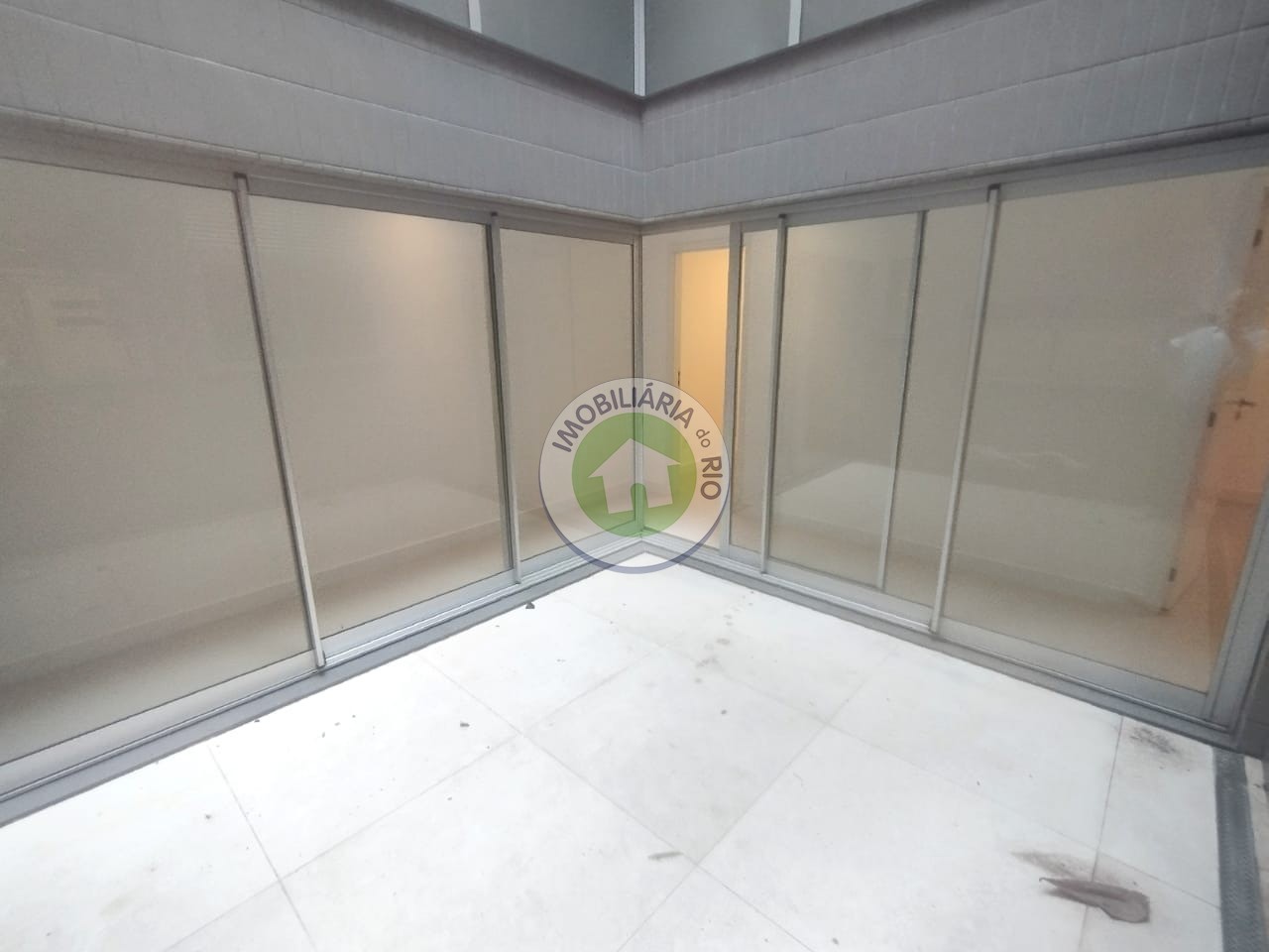 Apartamento à venda com 3 quartos, 179m² - Foto 20