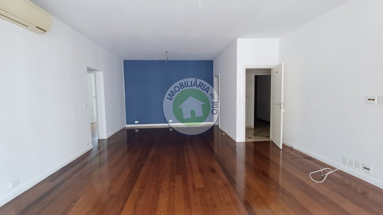 Apartamento à venda com 4 quartos, 160m² - Foto 11