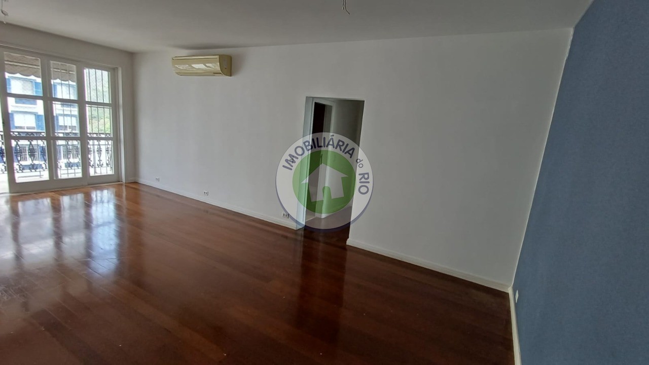 Apartamento à venda com 4 quartos, 160m² - Foto 9