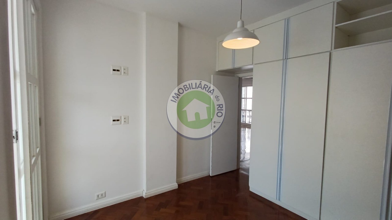 Apartamento à venda com 4 quartos, 160m² - Foto 16