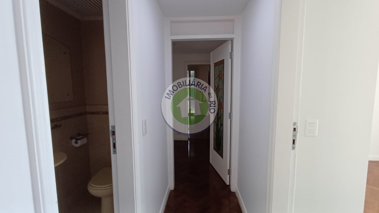 Apartamento à venda com 4 quartos, 160m² - Foto 17