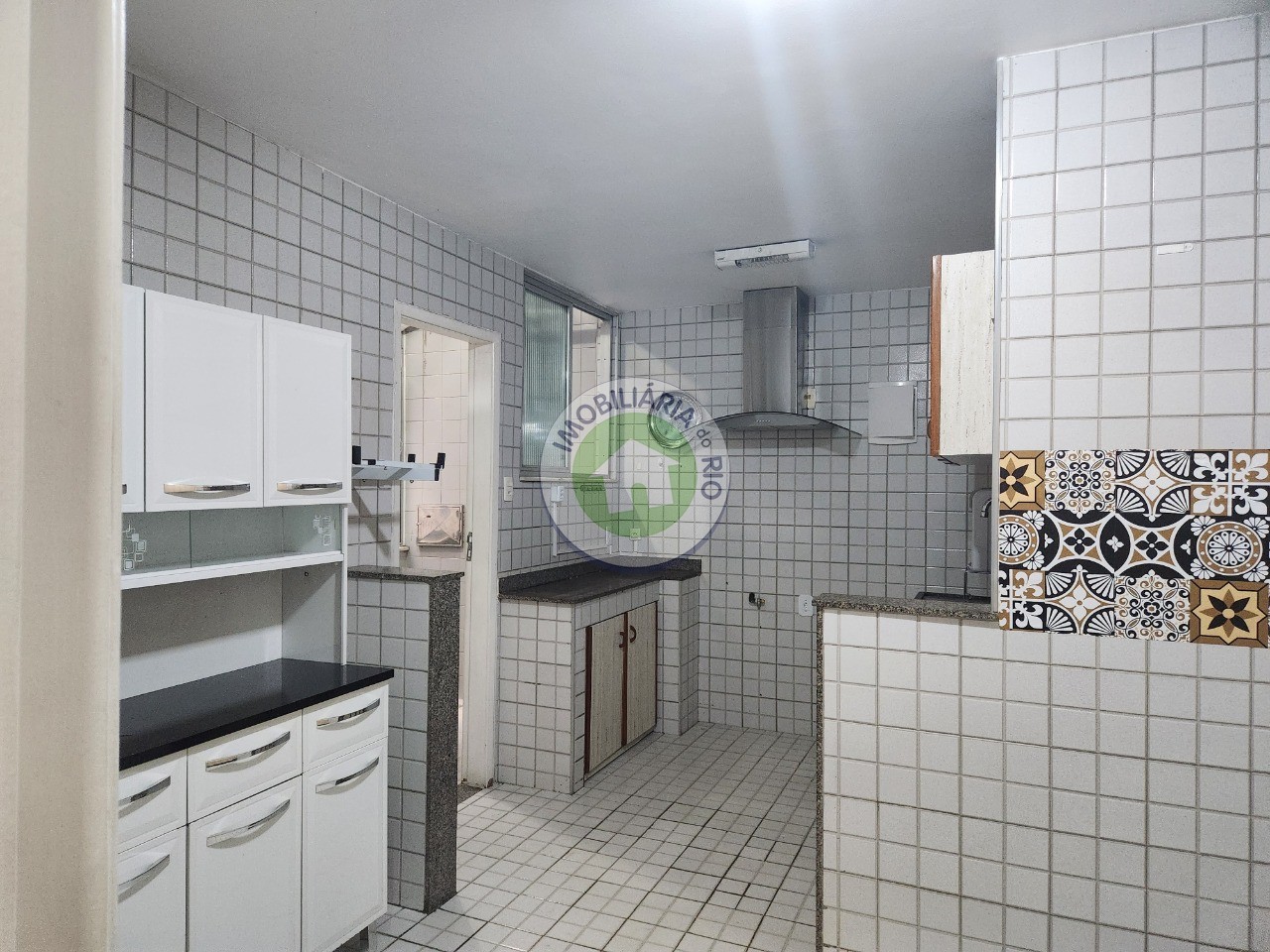 Apartamento à venda com 2 quartos, 105m² - Foto 20