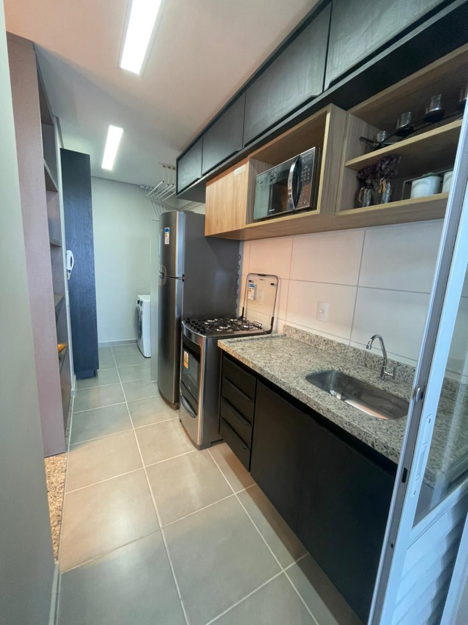 Apartamento à venda com 2 quartos, 58m² - Foto 4