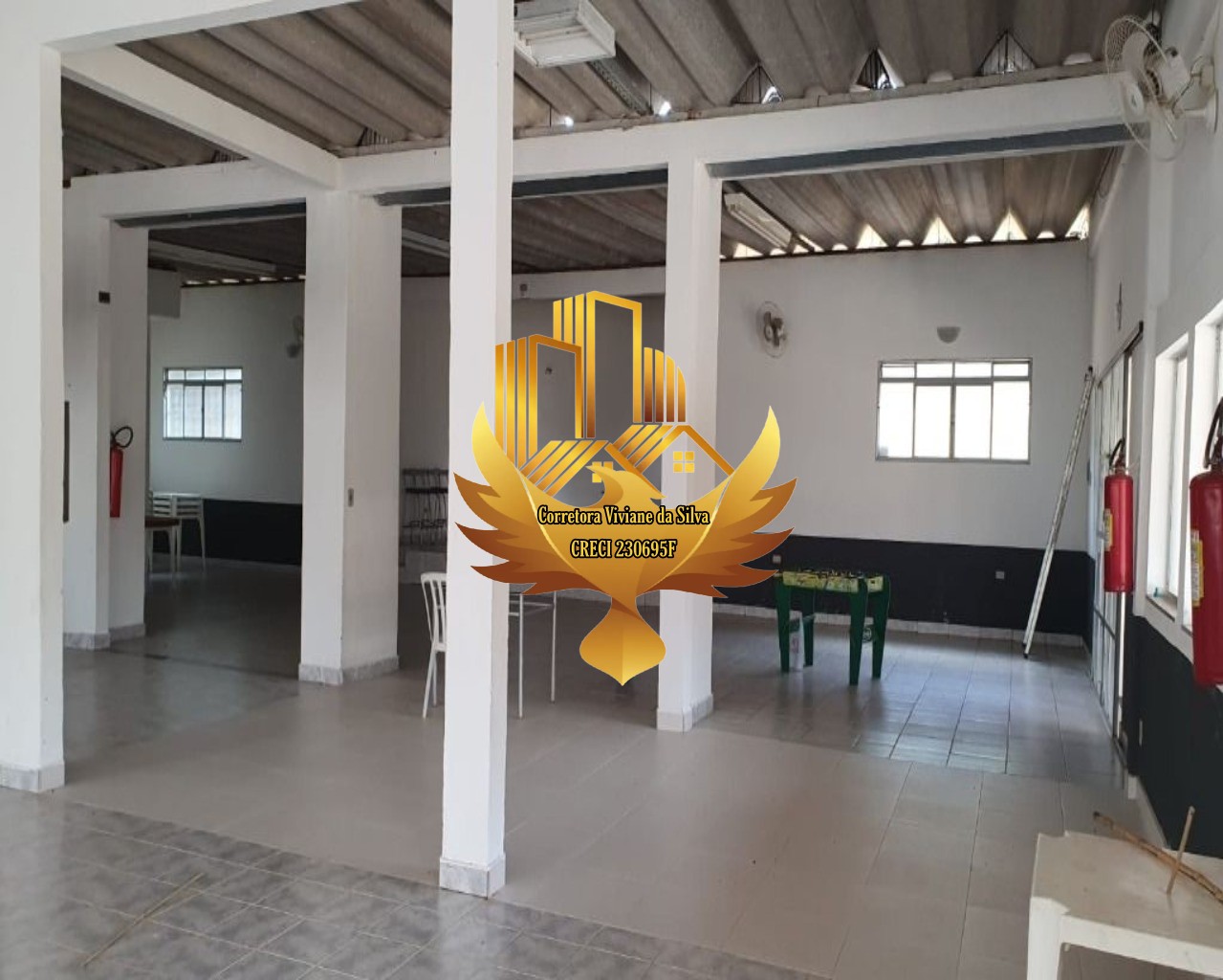 Chácara, 2 quartos, 2220 m² - Foto 11