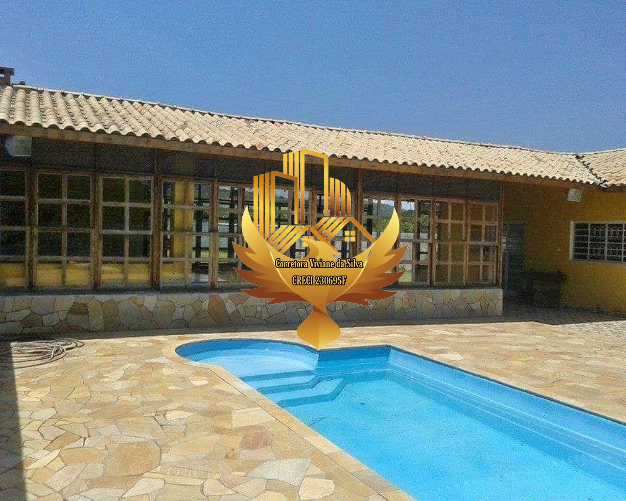 Chácara à venda com 3 quartos, 1540m² - Foto 1