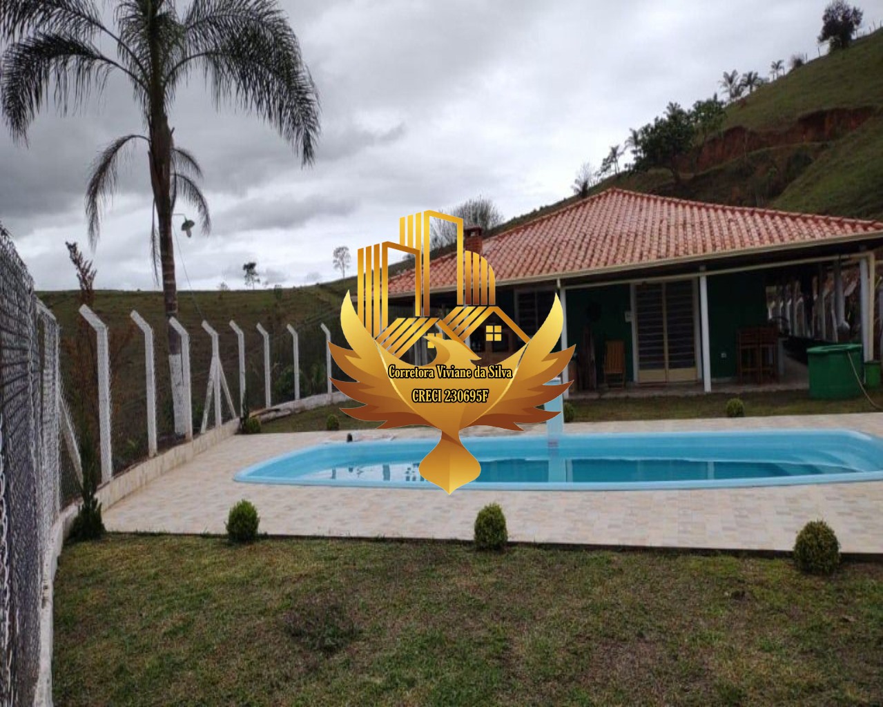 Chácara à venda com 3 quartos, 30000m² - Foto 2