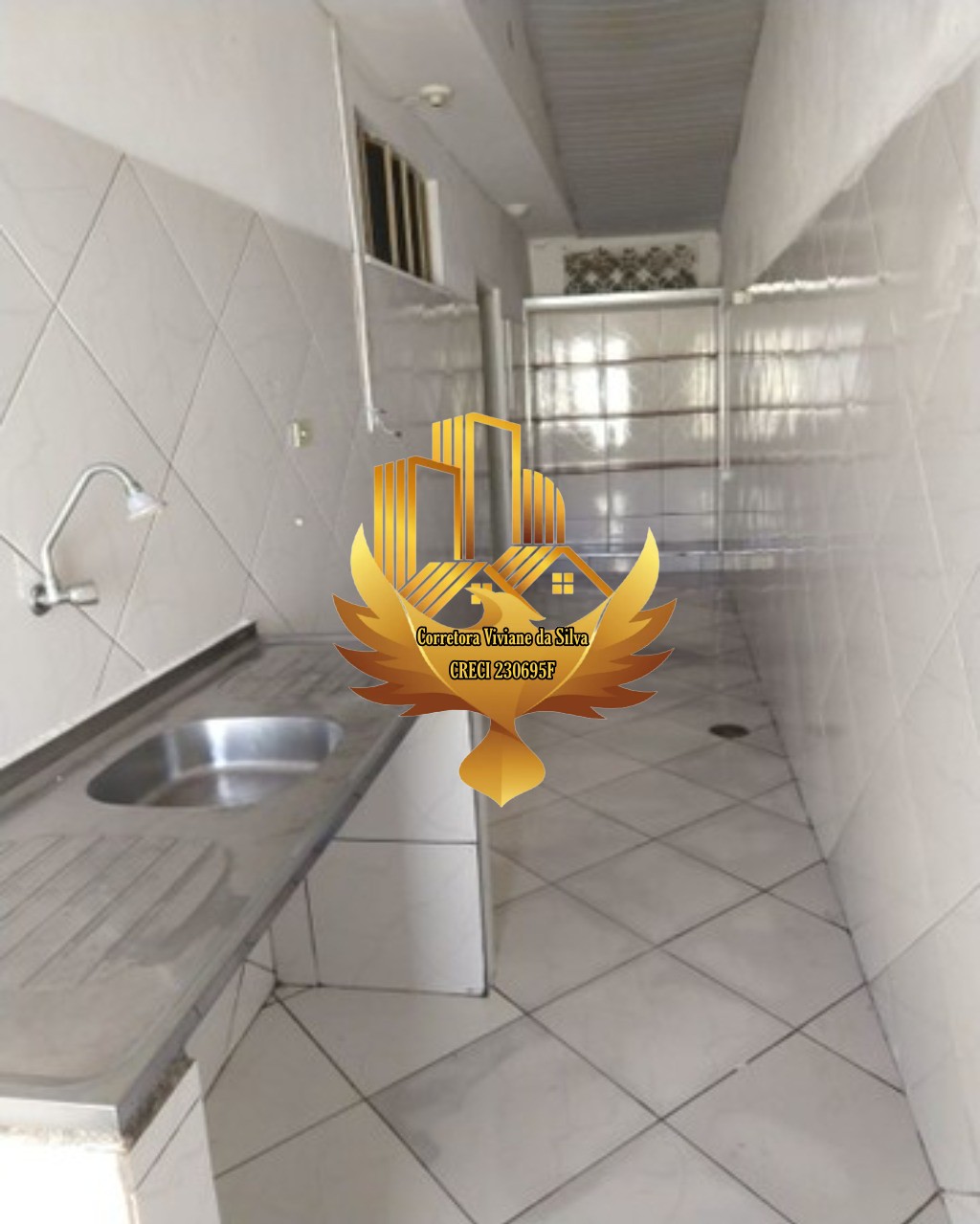 Casa à venda com 3 quartos, 250m² - Foto 3