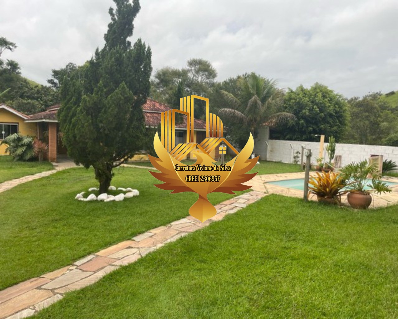 Sítio à venda com 3 quartos, 24200m² - Foto 1