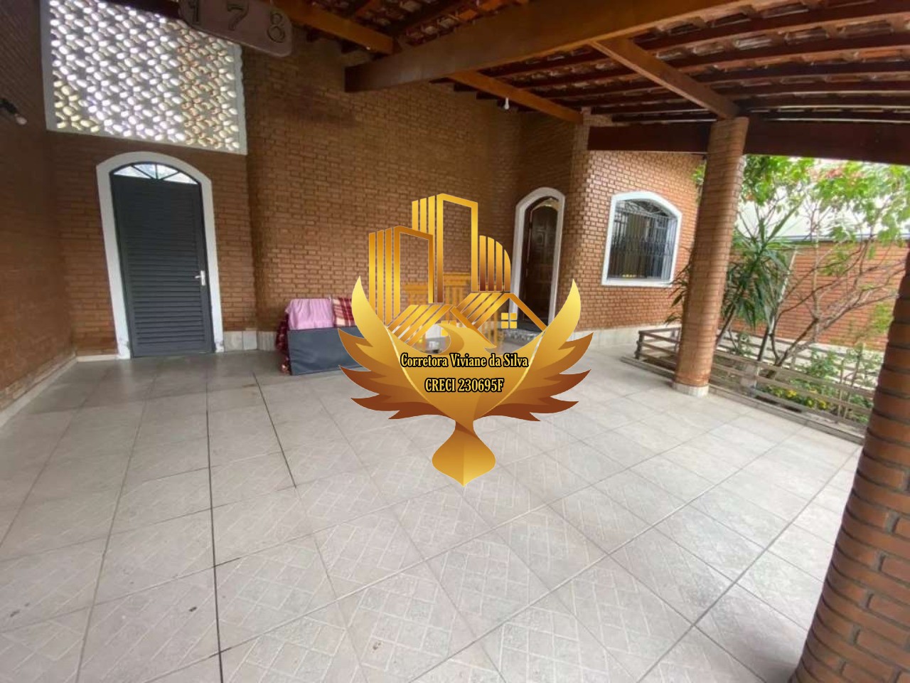 Casa à venda com 3 quartos - Foto 1
