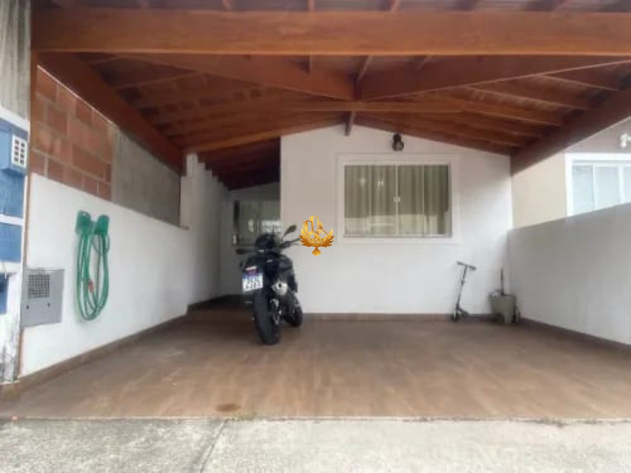 Casa à venda com 2 quartos - Foto 1