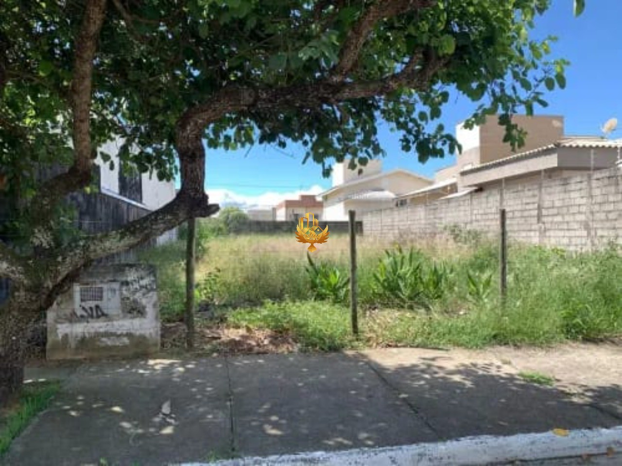 Terreno à venda, 150m² - Foto 1