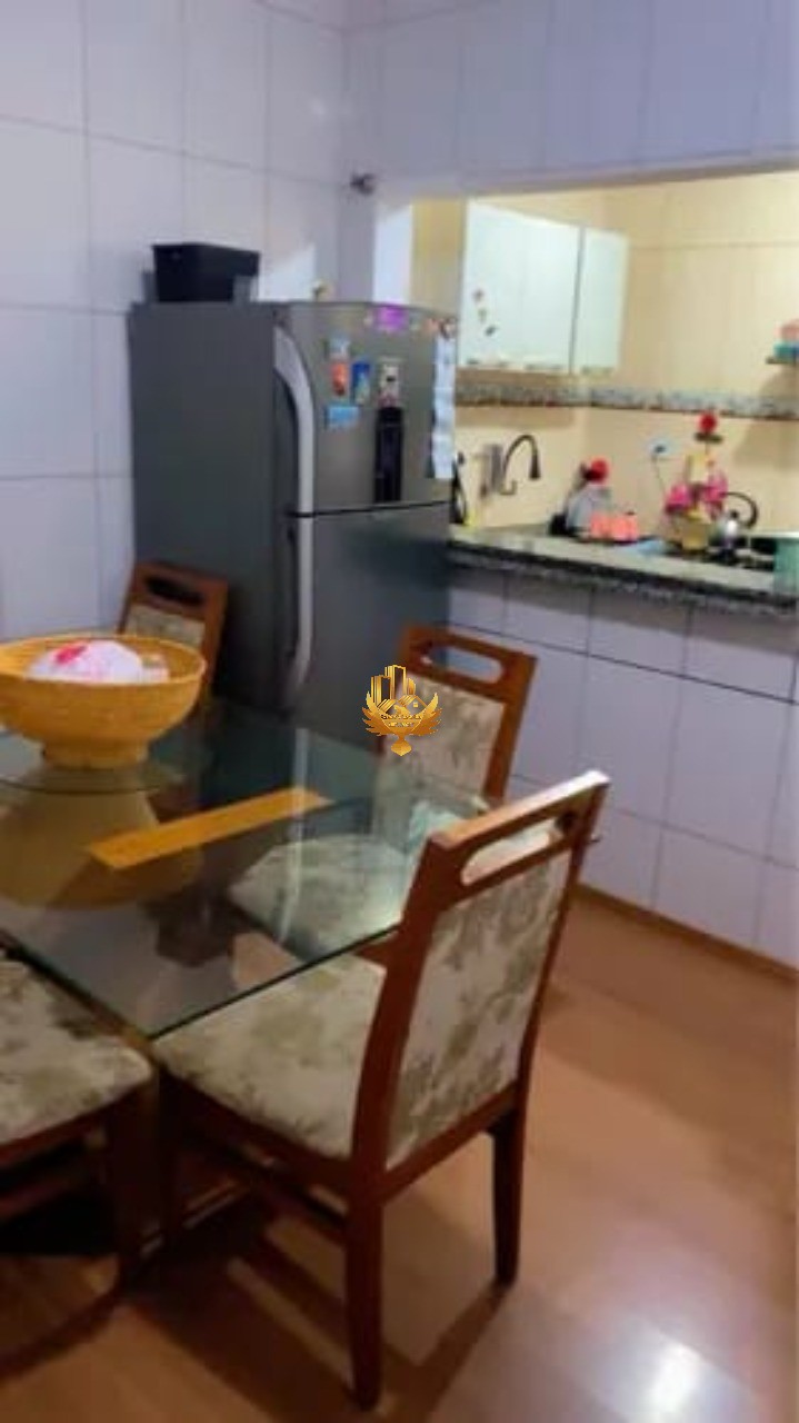Casa à venda com 2 quartos - Foto 1