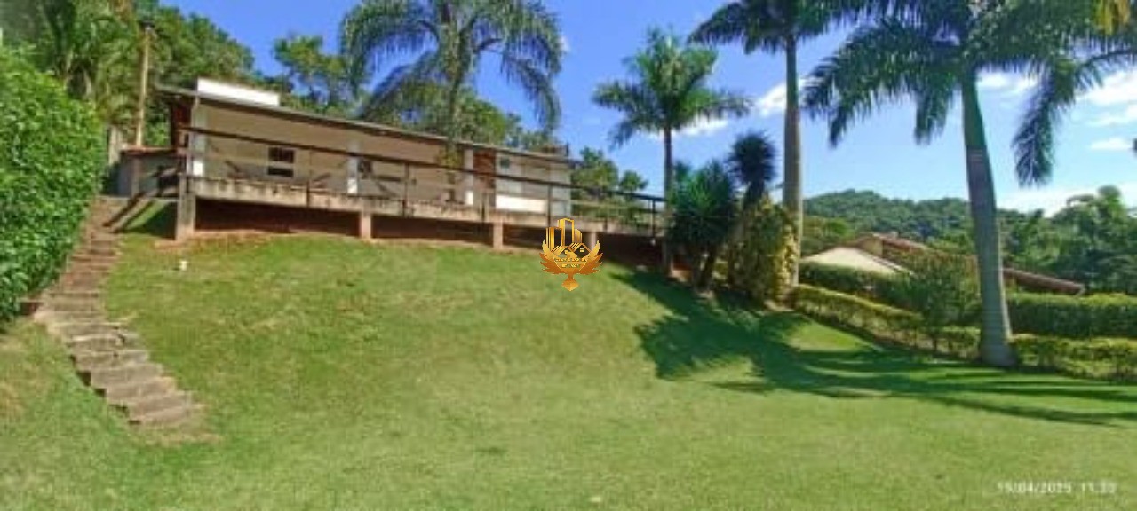 Chácara à venda com 2 quartos, 1400m² - Foto 1