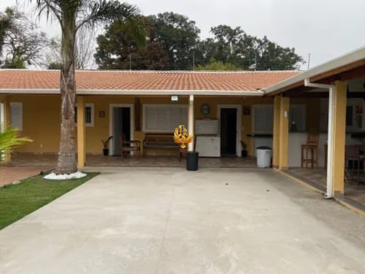 Chácara à venda com 3 quartos, 1000m² - Foto 1