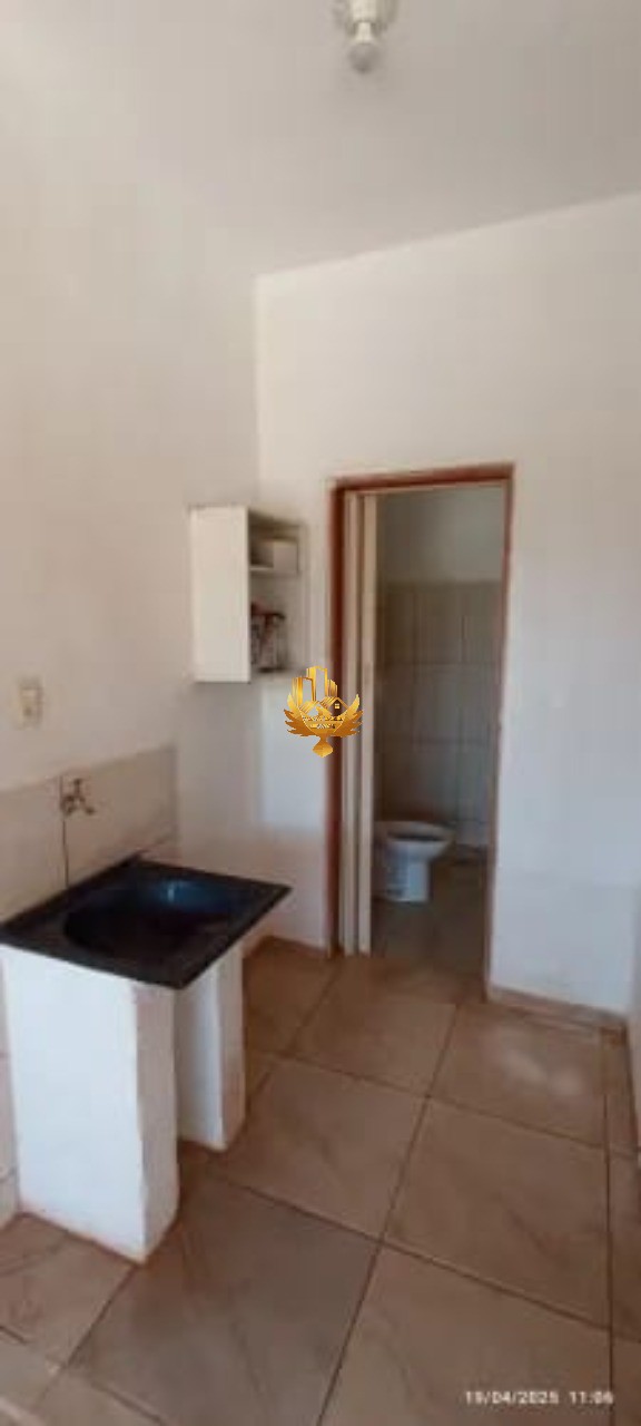 Chácara à venda com 2 quartos, 1400m² - Foto 9