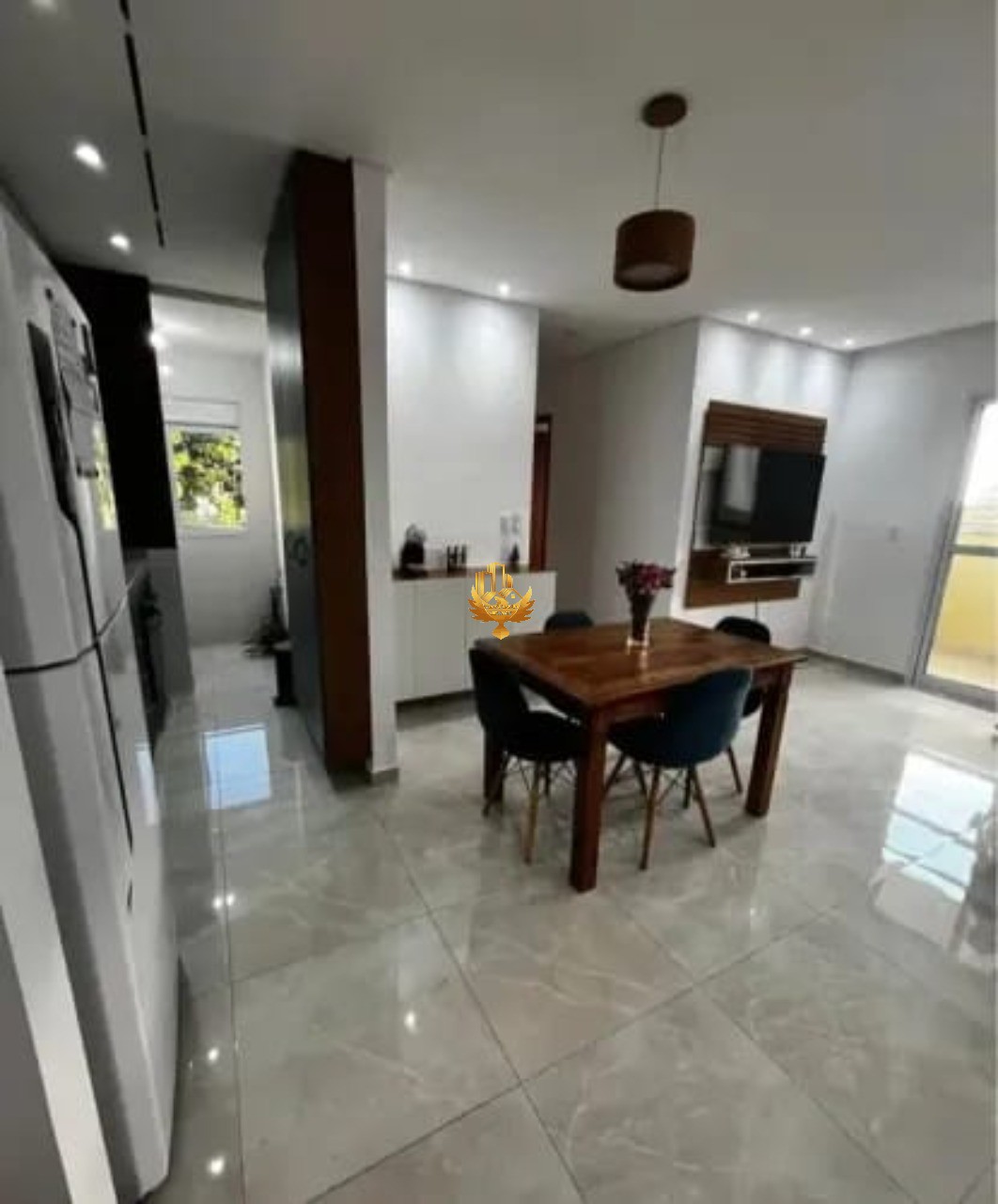 Apartamento à venda com 2 quartos, 64m² - Foto 2
