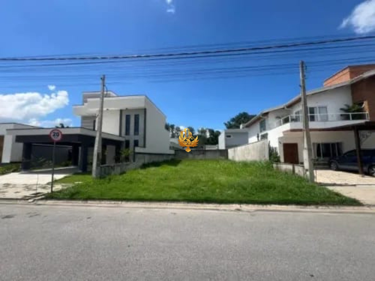 Terreno à venda, 250m² - Foto 1
