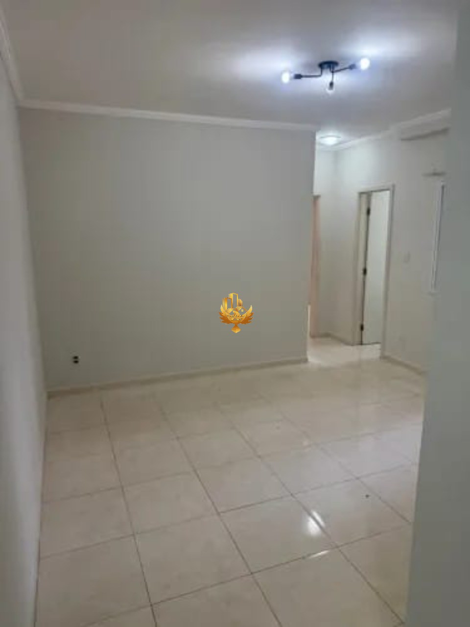 Apartamento à venda com 2 quartos, 67m² - Foto 3