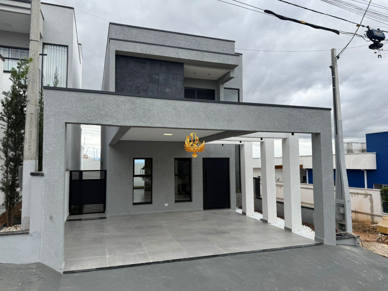 Casa à venda com 3 quartos - Foto 1