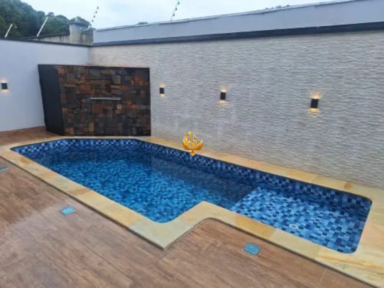 Casa à venda com 3 quartos - Foto 1