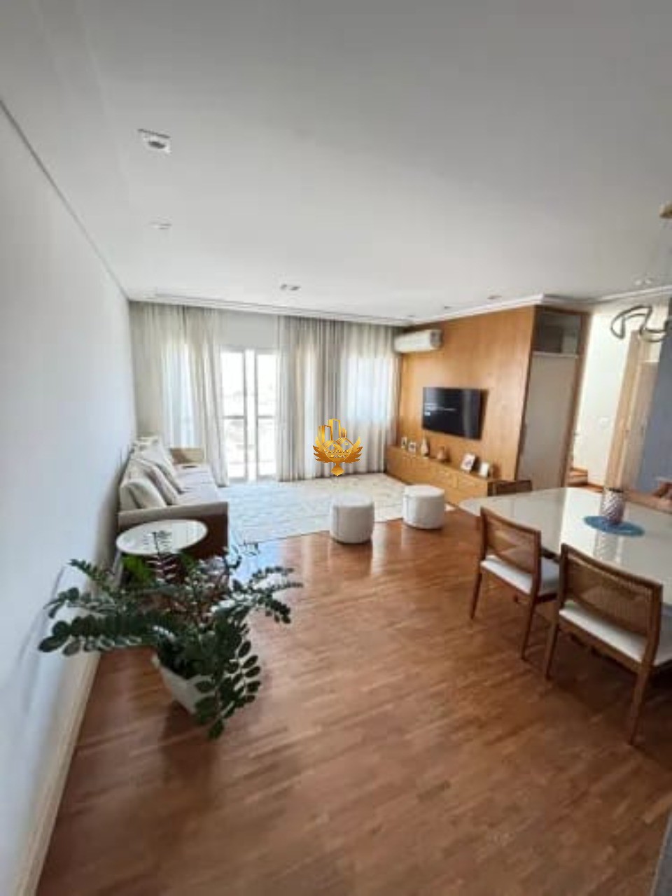 Apartamento, 3 quartos, 210 m² - Foto 1