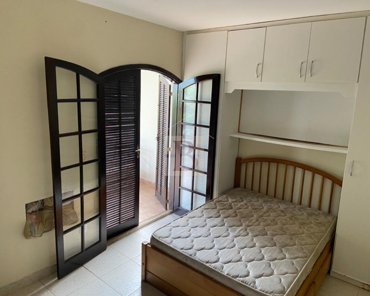 Casa à venda com 5 quartos, 400m² - Foto 9