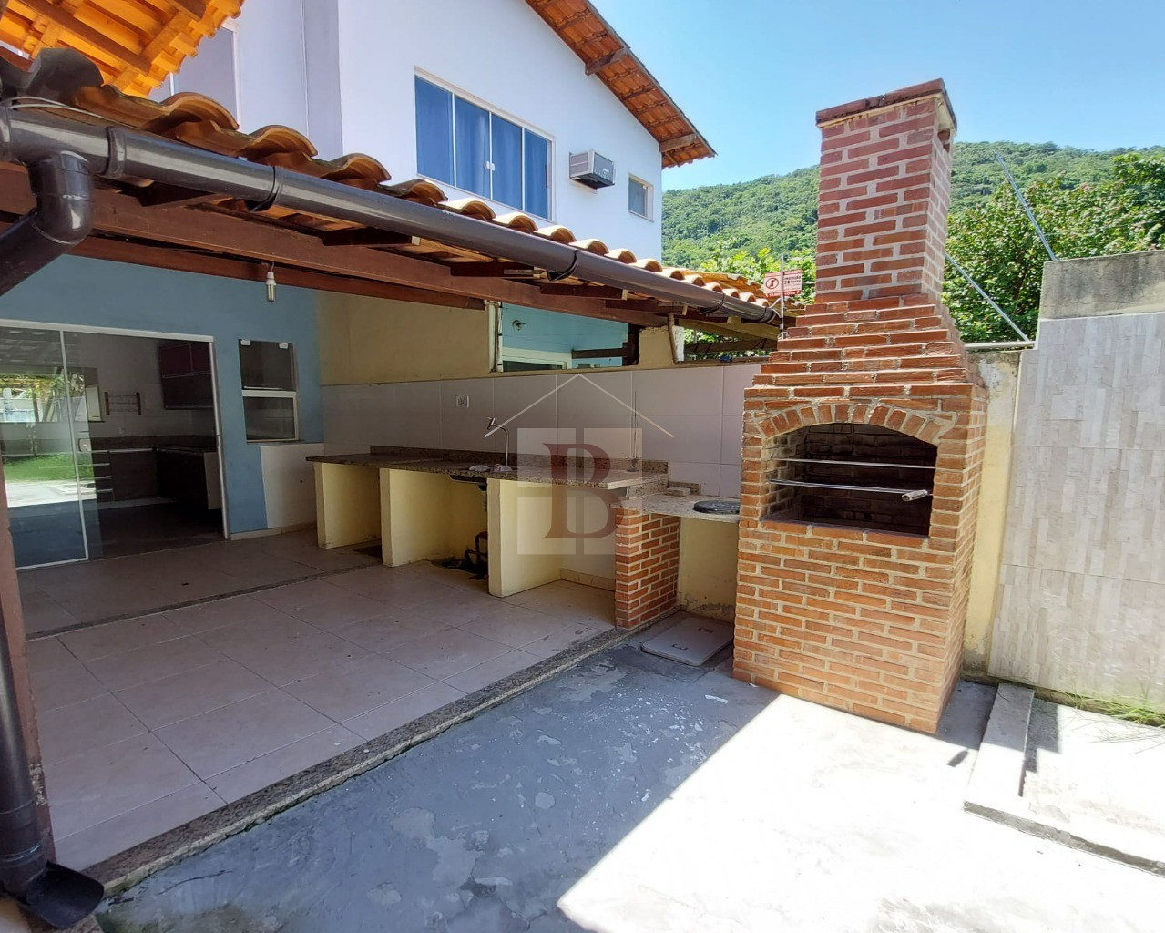 Casa à venda com 3 quartos, 110m² - Foto 29