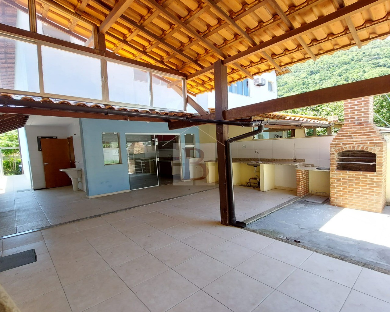 Casa à venda com 3 quartos, 110m² - Foto 26