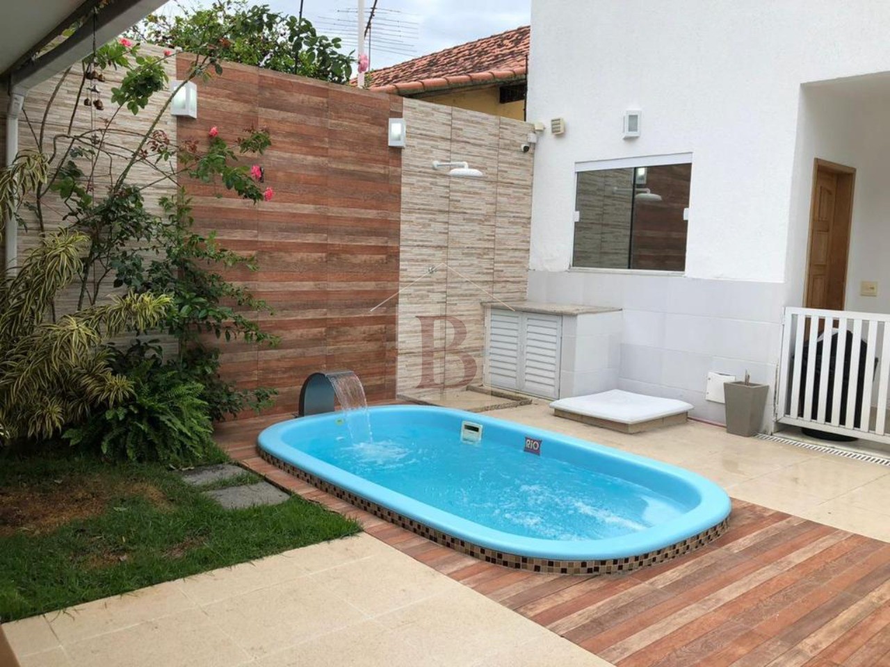 Casa à venda com 4 quartos, 200m² - Foto 25