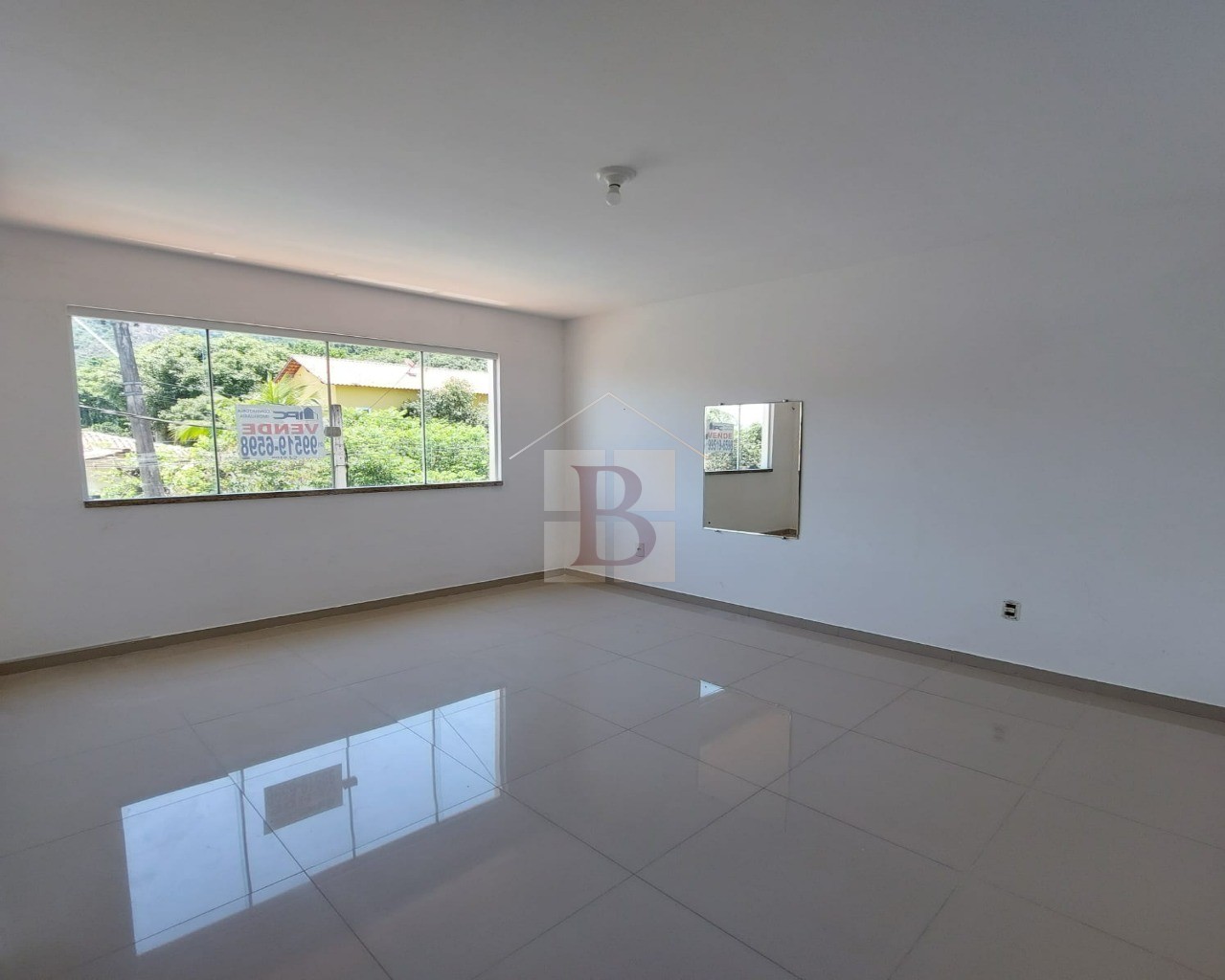 Casa à venda com 3 quartos, 110m² - Foto 11