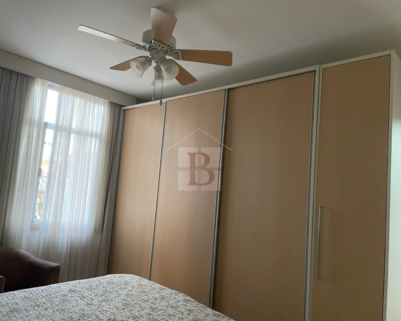 Apartamento à venda com 2 quartos, 70m² - Foto 6