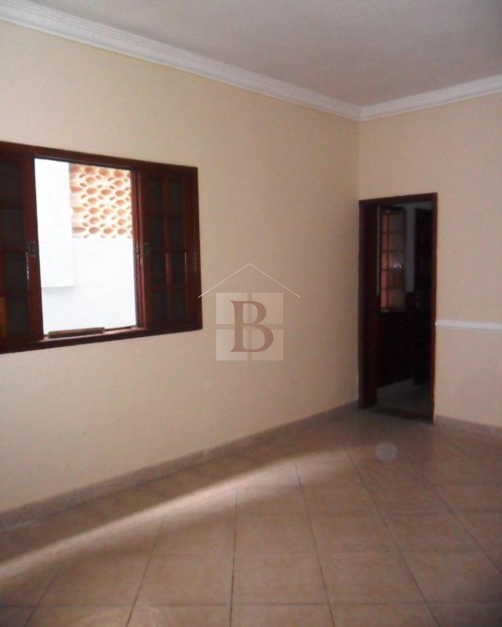 Casa à venda com 3 quartos, 220m² - Foto 8