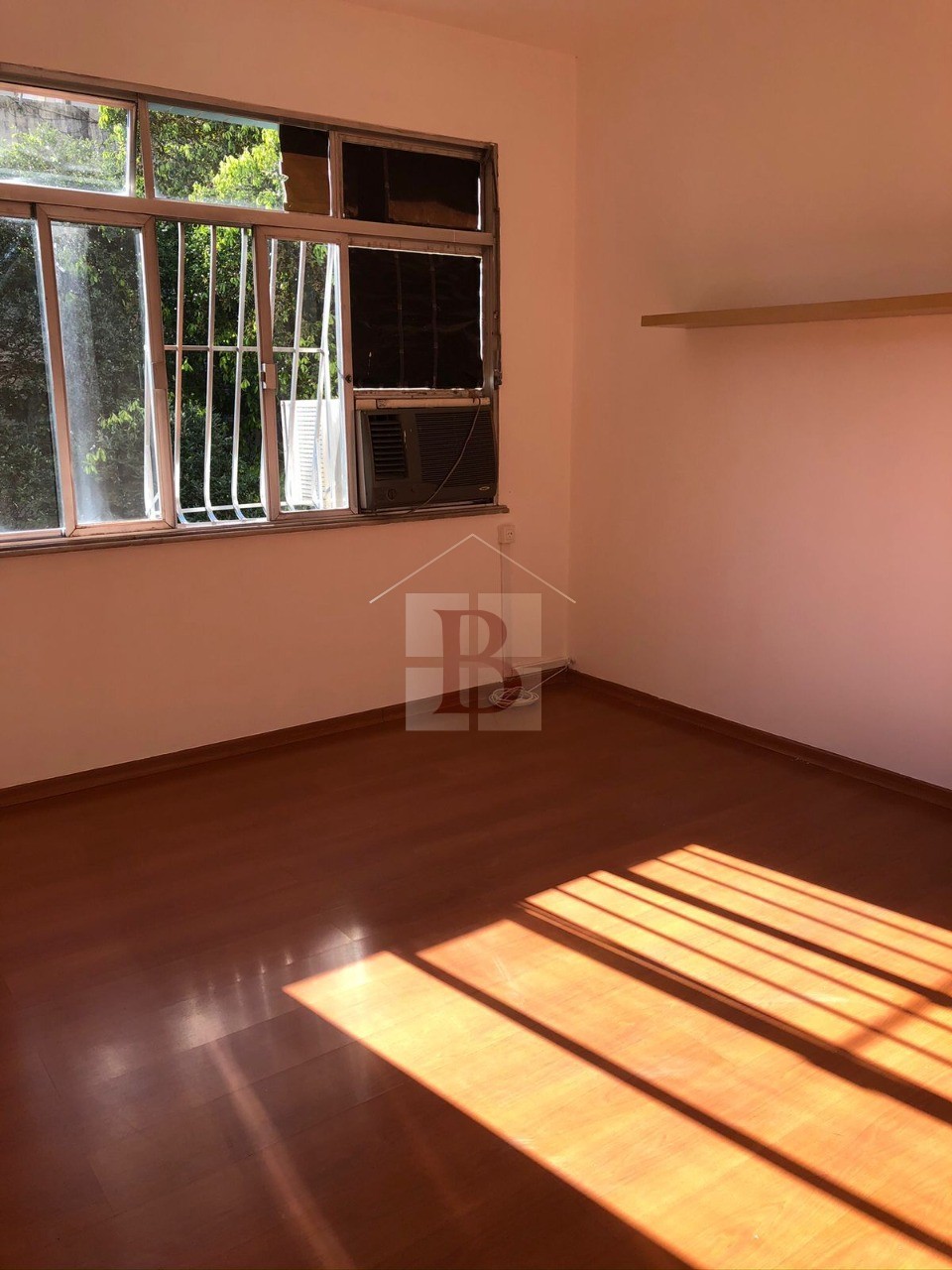 Apartamento à venda com 3 quartos, 144m² - Foto 5