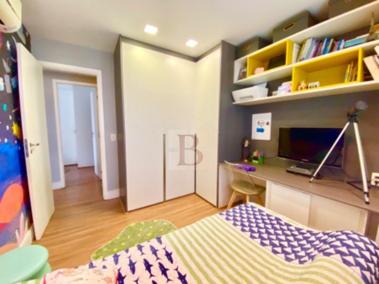 Apartamento à venda com 3 quartos, 116m² - Foto 13