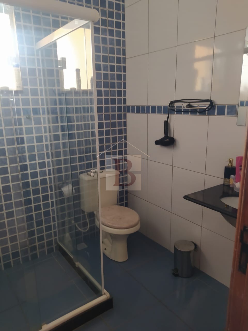 Casa à venda com 2 quartos, 240m² - Foto 11