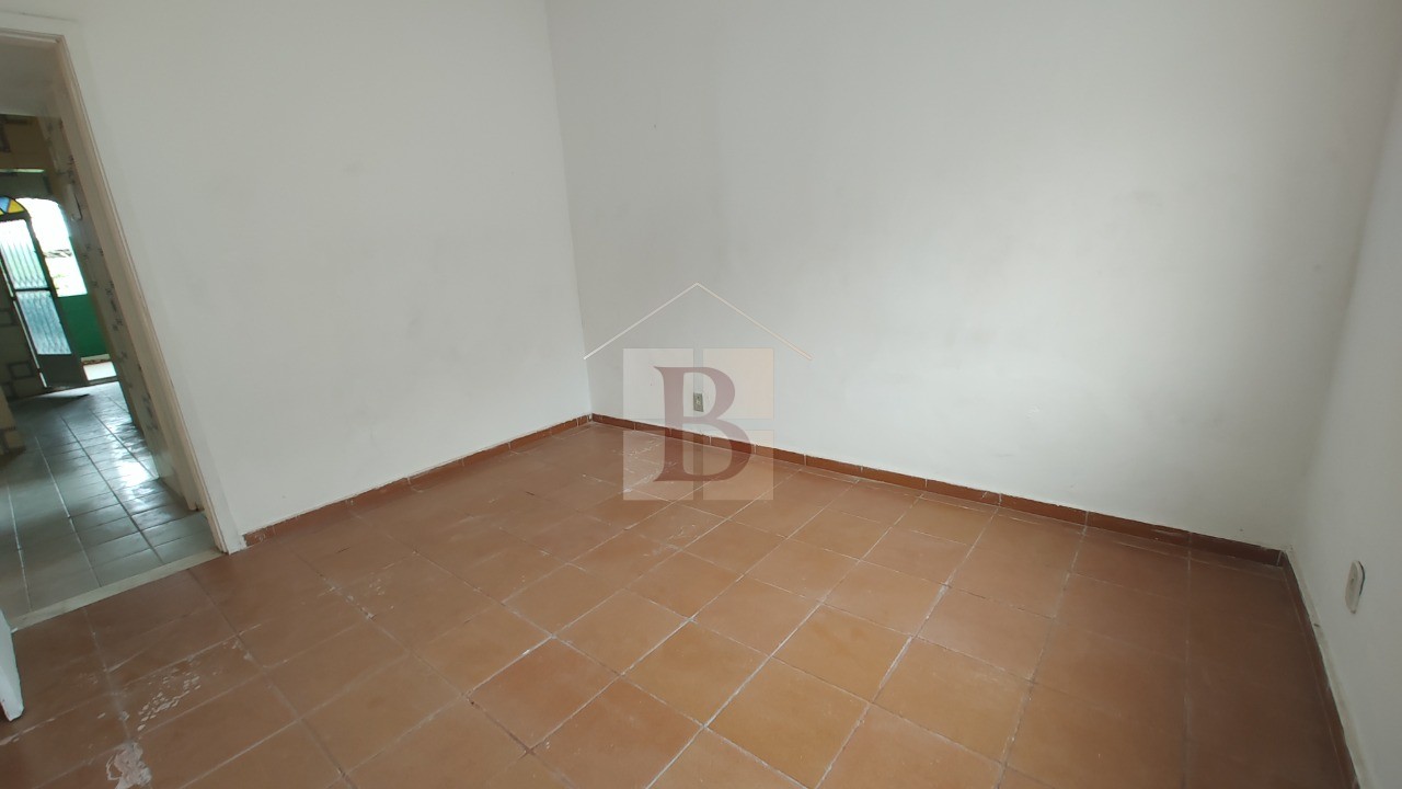 Casa à venda com 3 quartos, 120m² - Foto 18