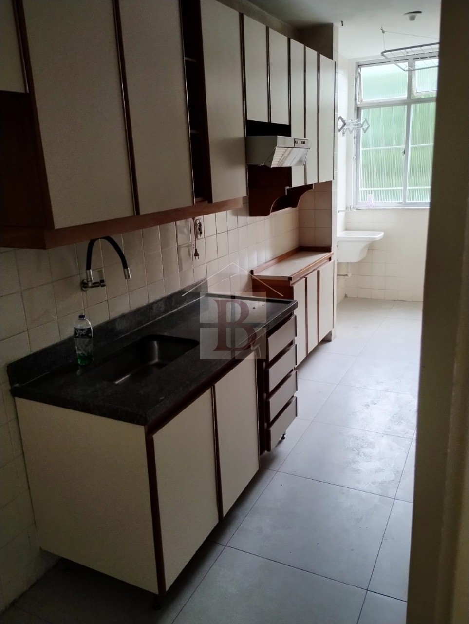 Apartamento à venda com 2 quartos, 77m² - Foto 9