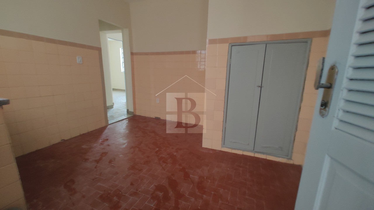 Apartamento à venda com 2 quartos, 60m² - Foto 14