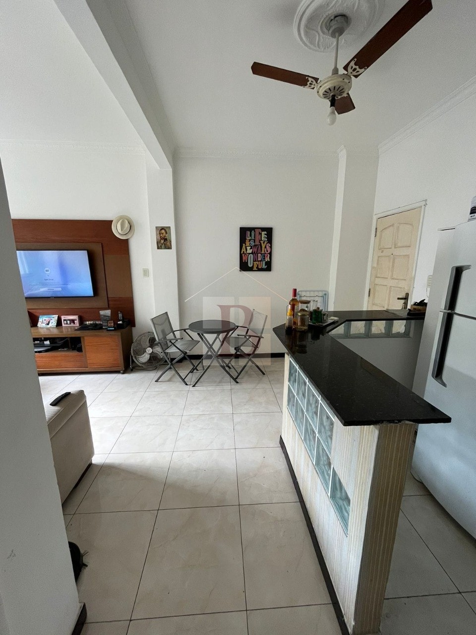 Apartamento à venda com 1 quarto, 50m² - Foto 11