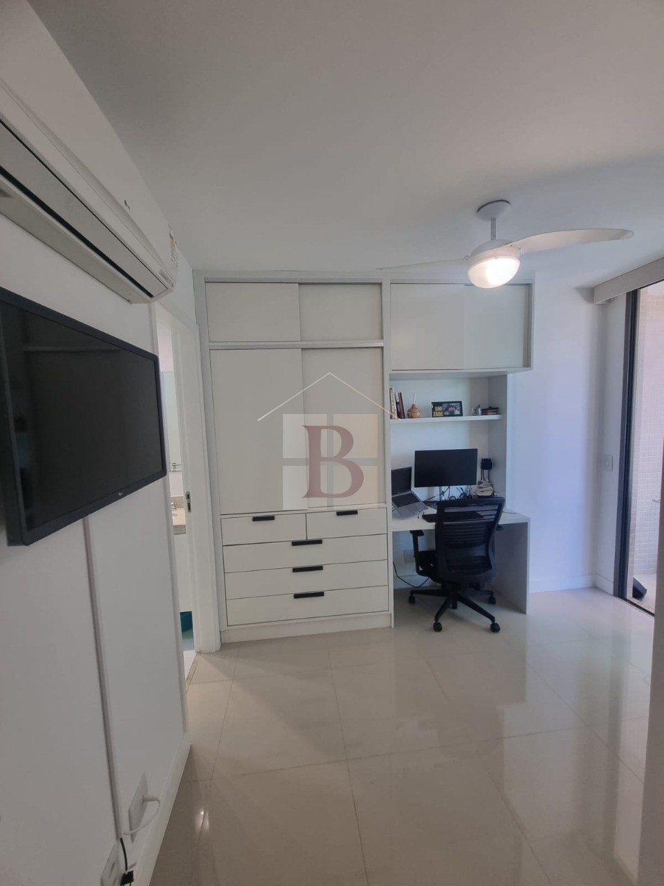 Apartamento à venda com 2 quartos, 91m² - Foto 9