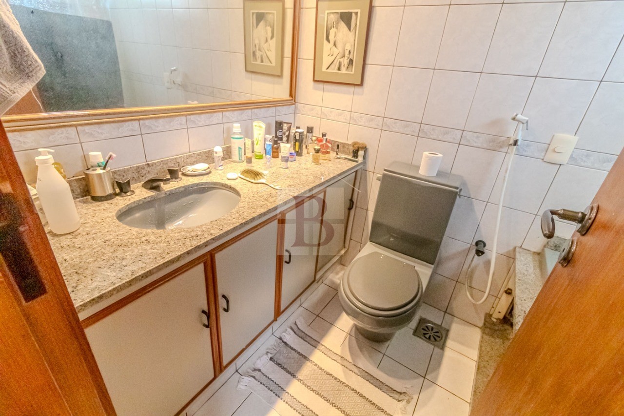 Apartamento à venda com 3 quartos, 137m² - Foto 25