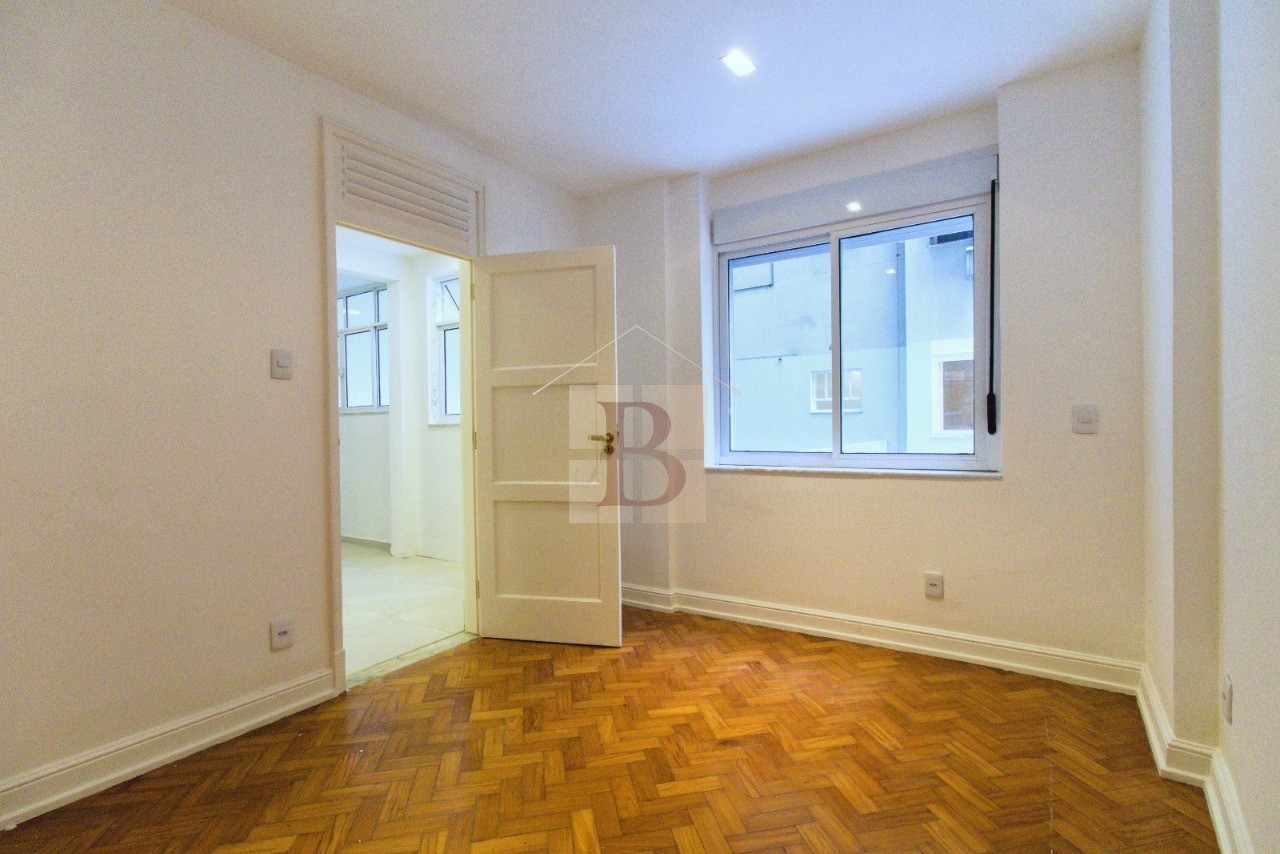 Apartamento à venda com 4 quartos, 320m² - Foto 11