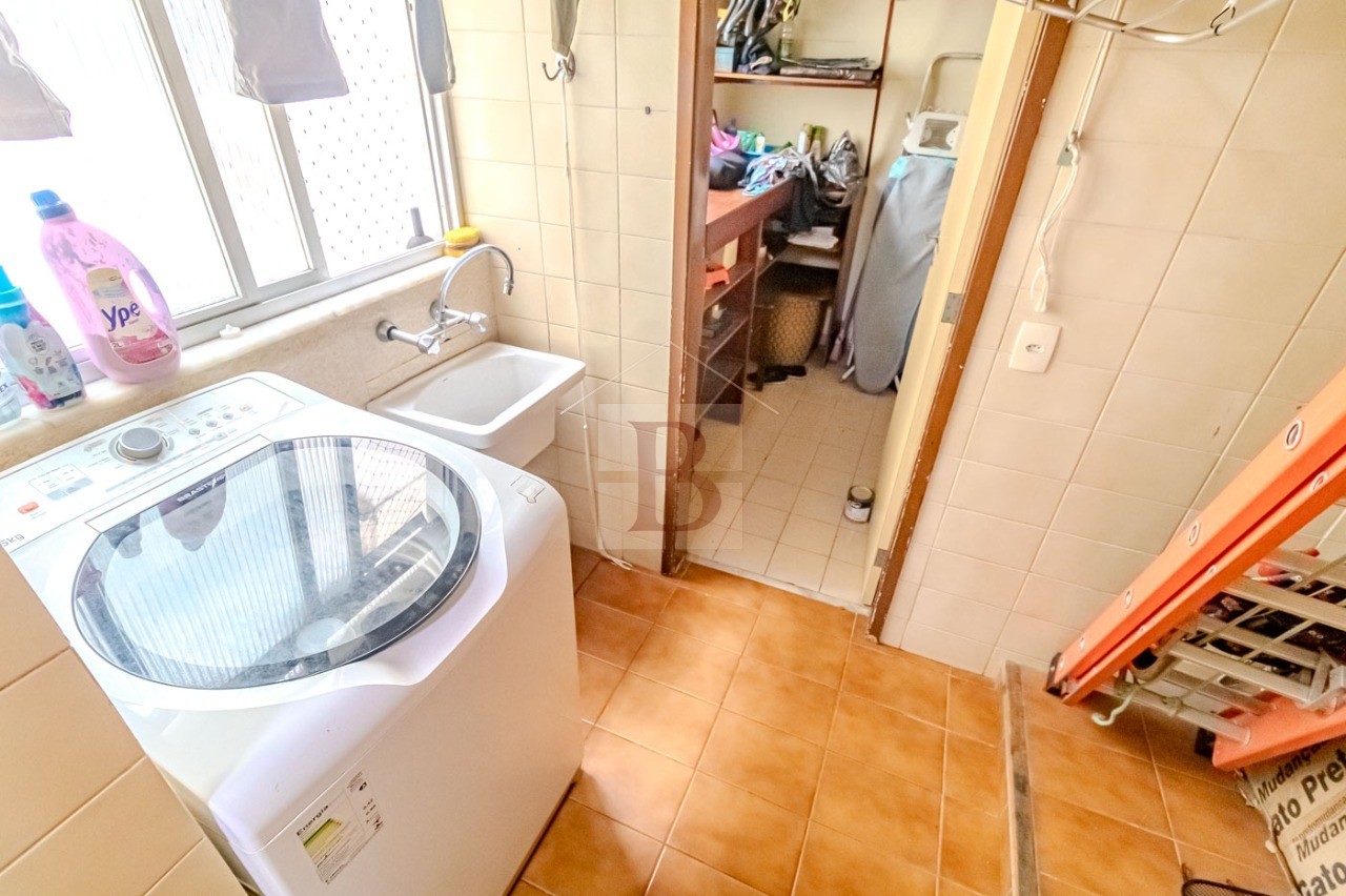 Apartamento à venda com 3 quartos, 137m² - Foto 29