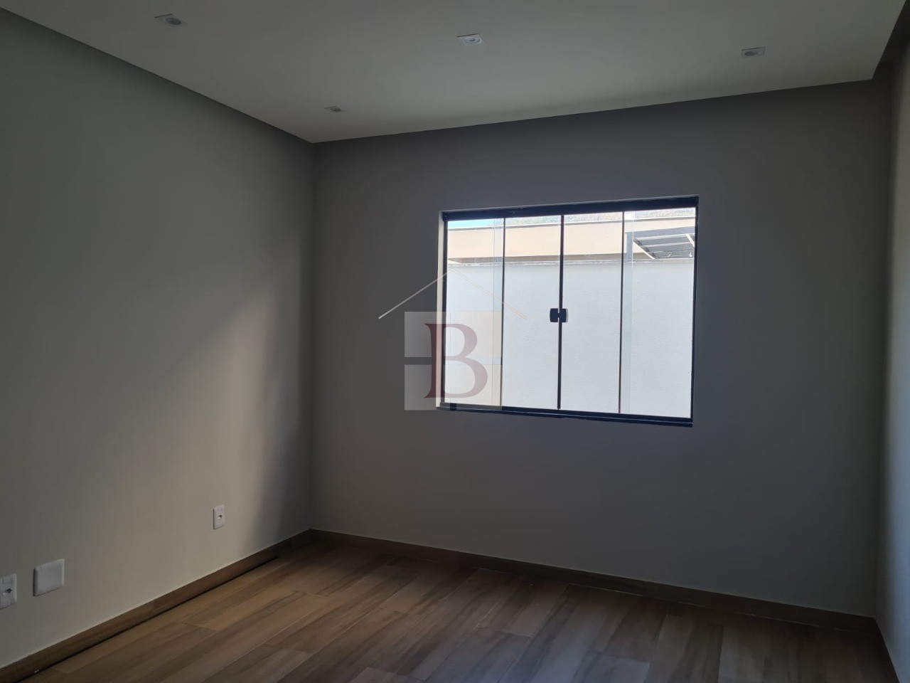 Casa à venda com 3 quartos, 200m² - Foto 7