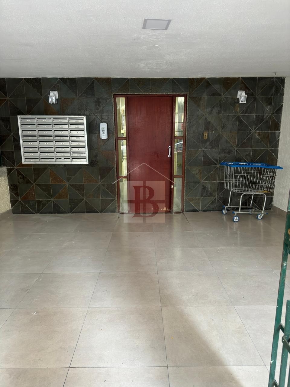 Apartamento à venda com 2 quartos, 70m² - Foto 20