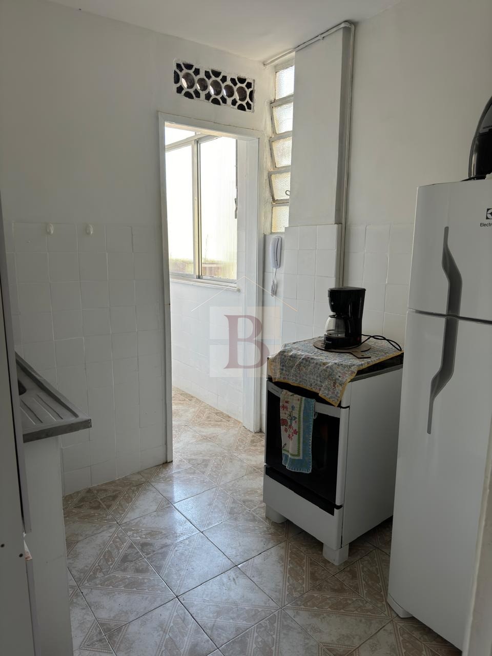 Apartamento à venda com 2 quartos, 70m² - Foto 12