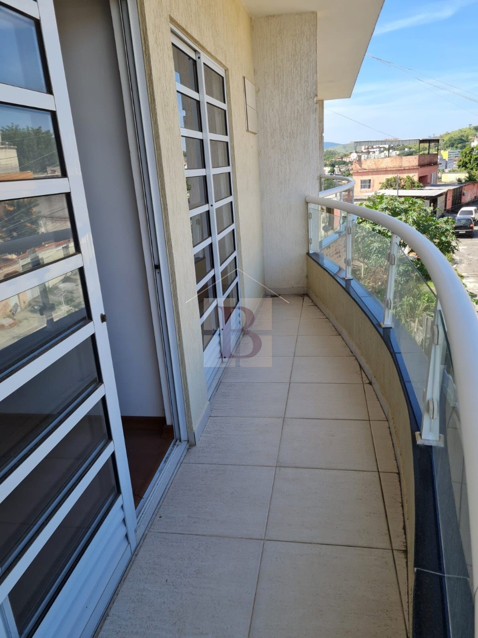 Apartamento à venda com 2 quartos, 75m² - Foto 6