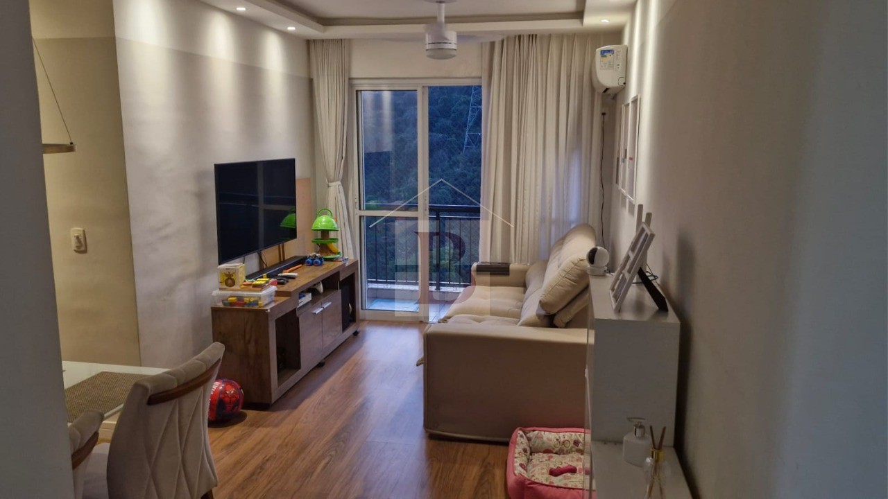 Apartamento à venda com 2 quartos, 60m² - Foto 2