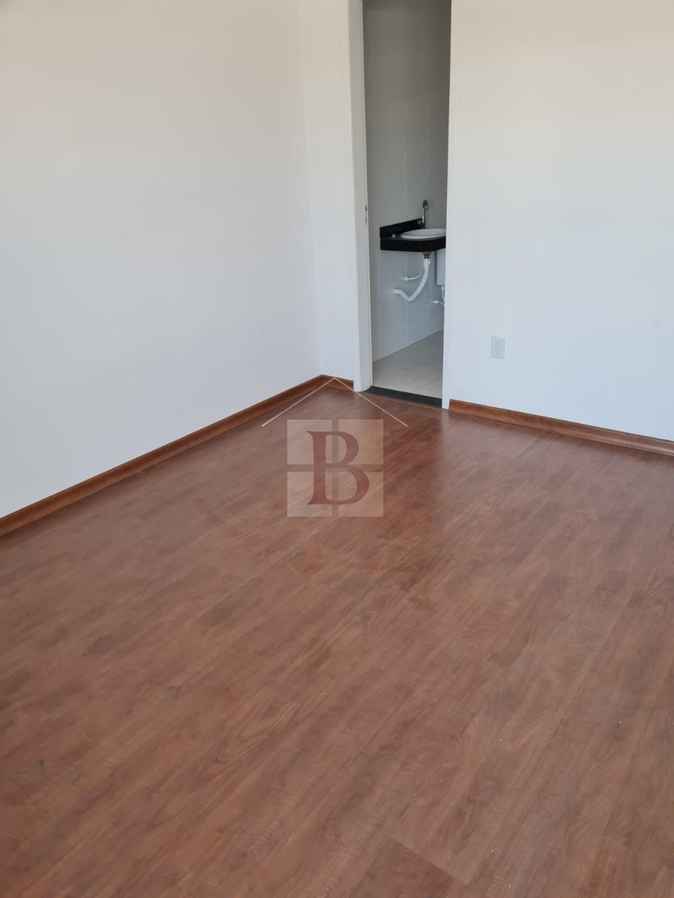 Apartamento à venda com 2 quartos, 75m² - Foto 9