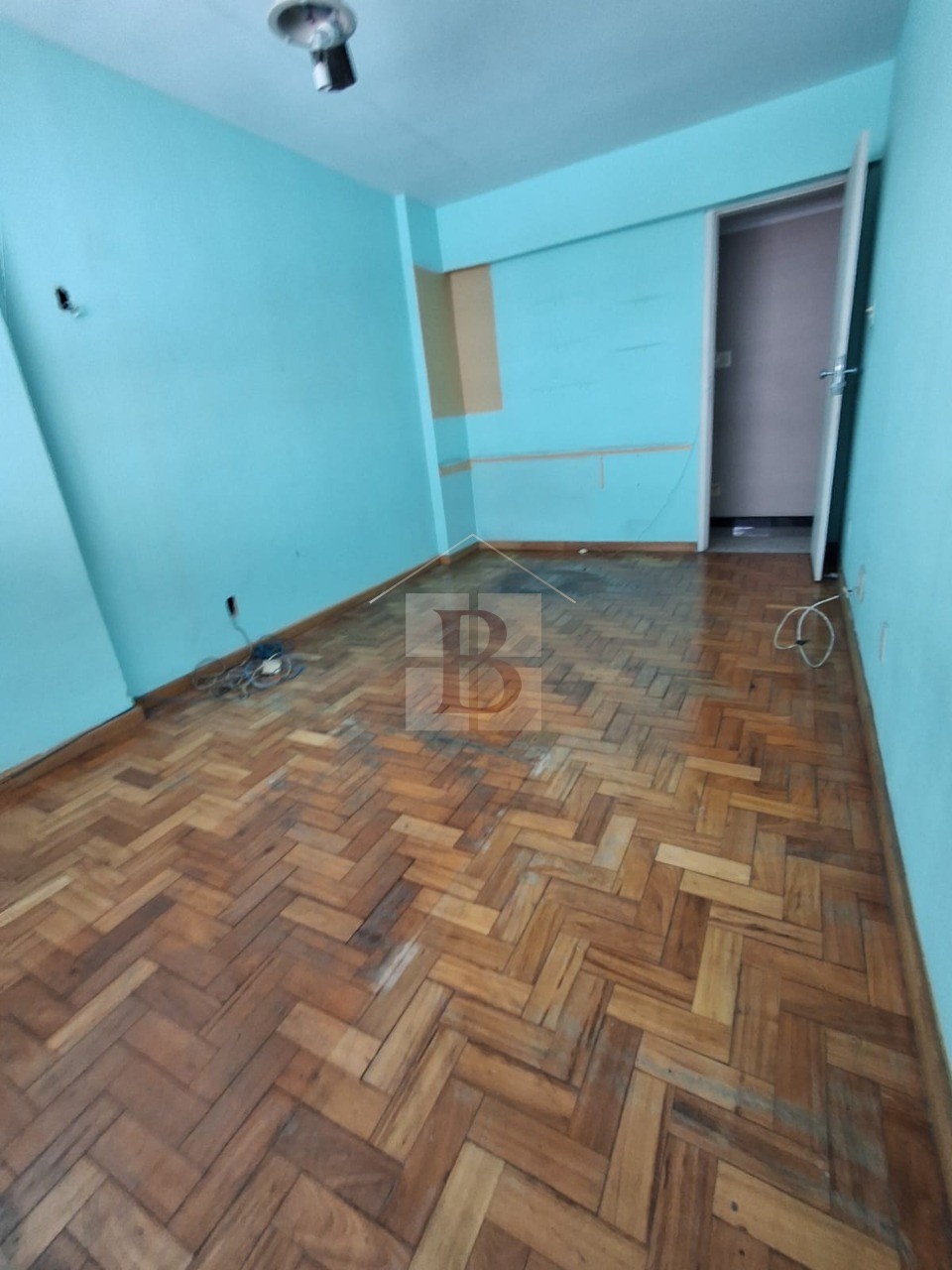 Apartamento à venda com 3 quartos, 147m² - Foto 3